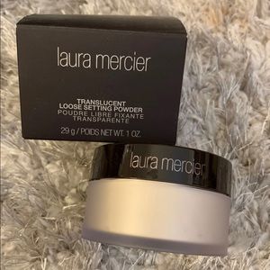 NEW Full Size Laura Mercier Powder